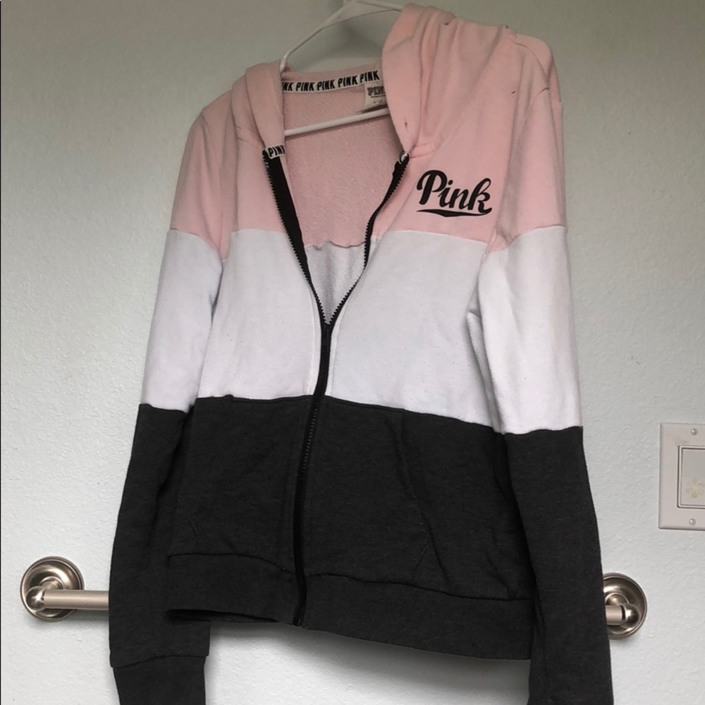 VS PINK sweater
